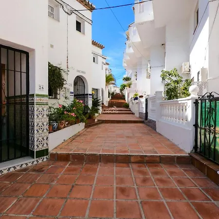 Casa Soleada Punta Lara Nerja شقة مالقة